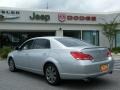 Titanium Metallic - Avalon XLS Photo No. 3