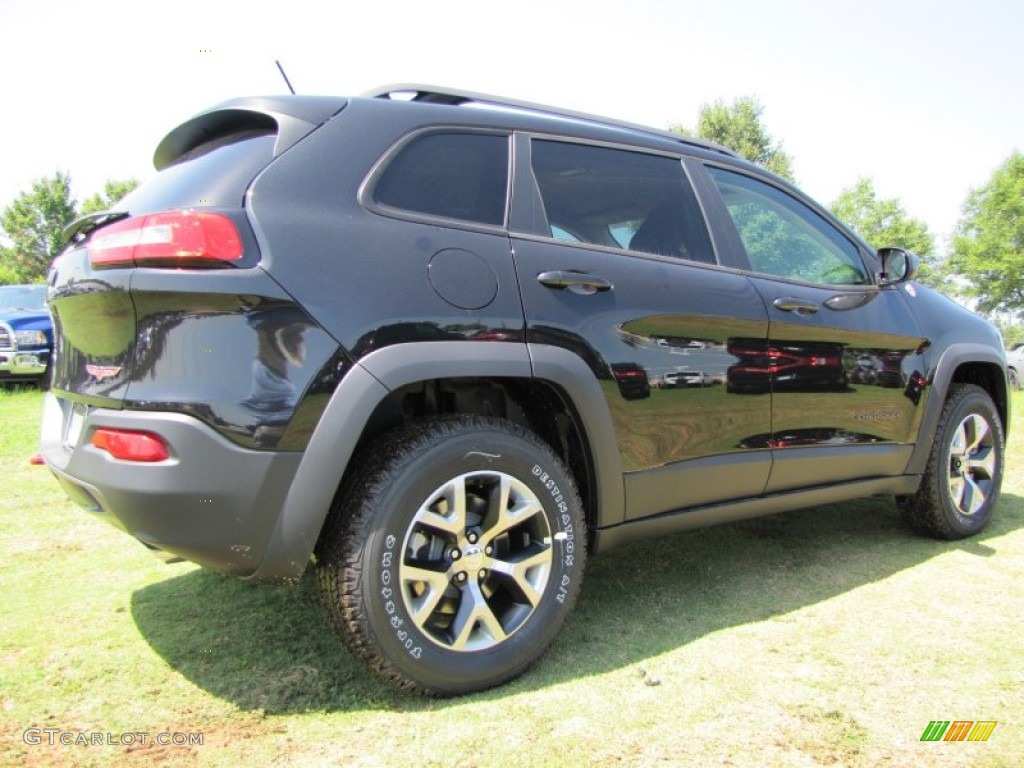 Brilliant Black Crystal Pearl 2015 Jeep Cherokee Trailhawk 4x4 Exterior Photo #96553841