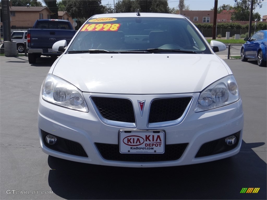 2009 G6 GT Sedan - Summit White / Light Taupe photo #7