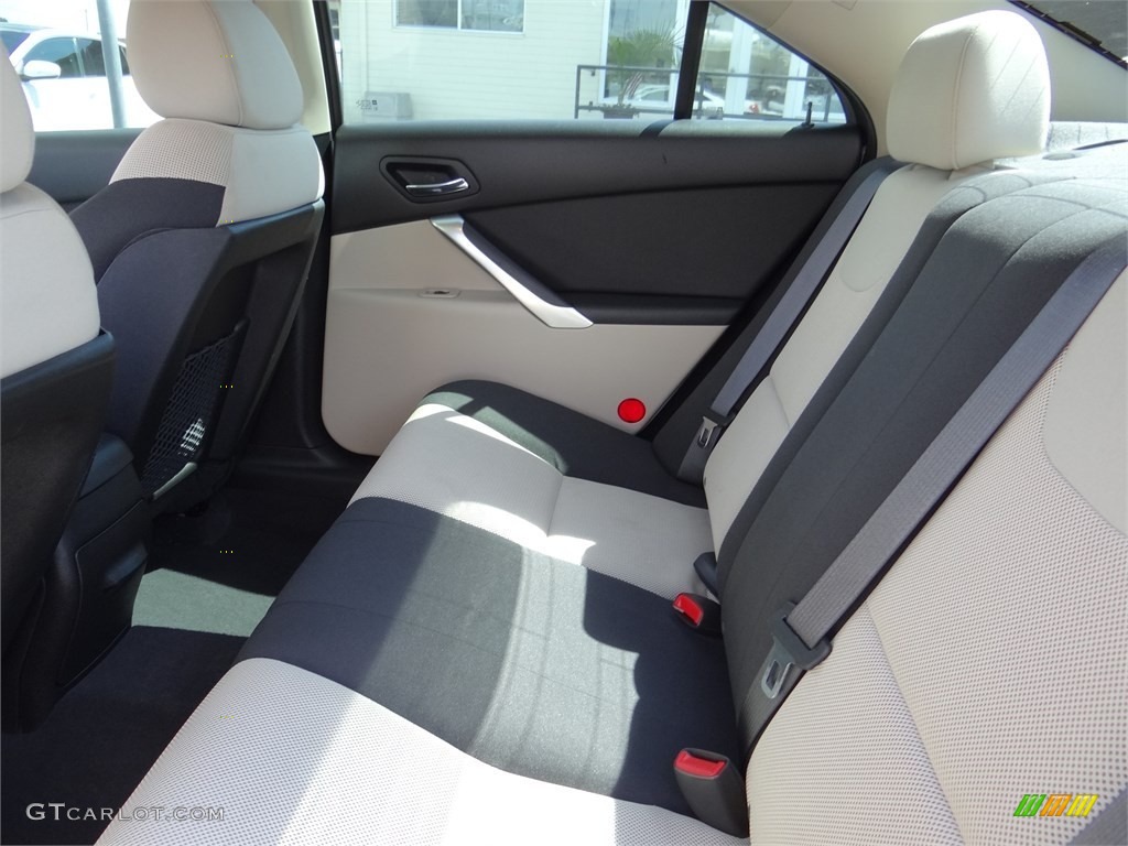 2009 G6 GT Sedan - Summit White / Light Taupe photo #11