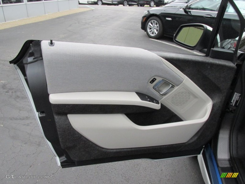 2014 BMW i3 Standard i3 Model Mega Carum Spice Grey Sensatec/Carum Spice Grey Cloth Door Panel Photo #96556775