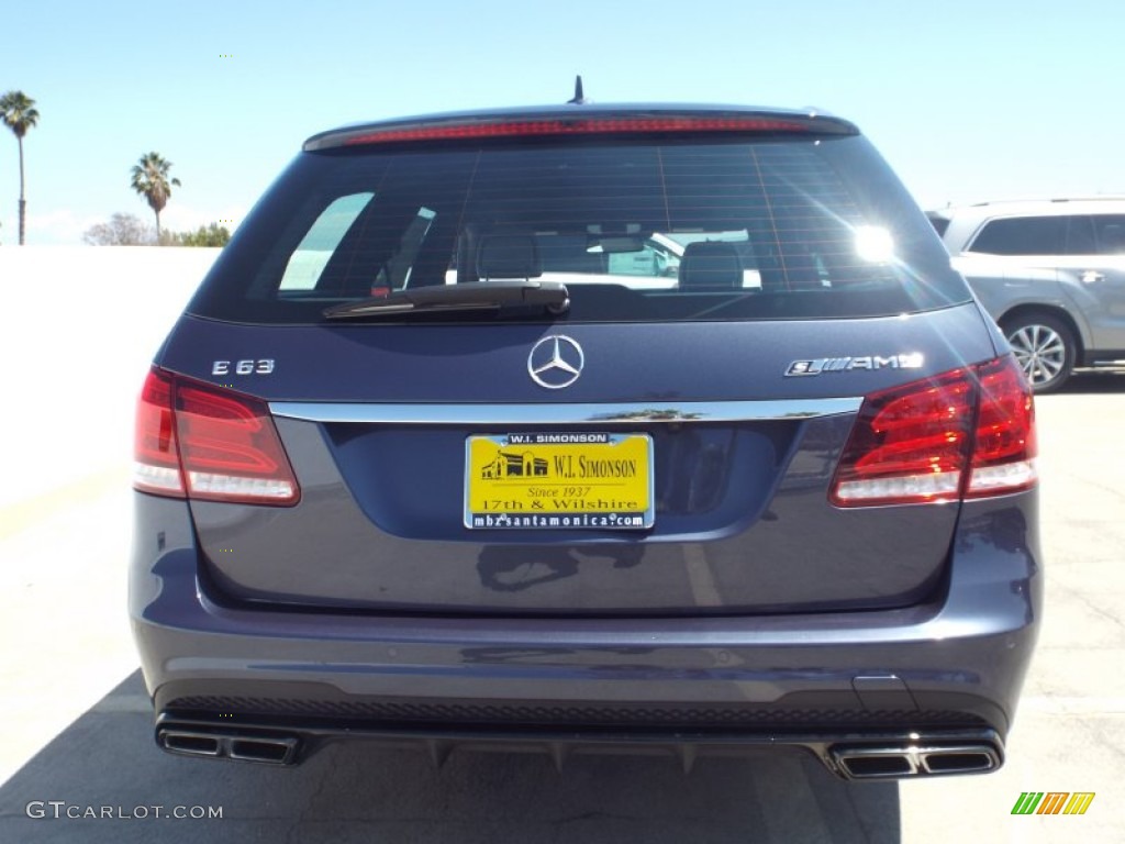 2014 E 63 AMG Wagon - Indigo Blue Metallic / Porcelain/Black photo #5