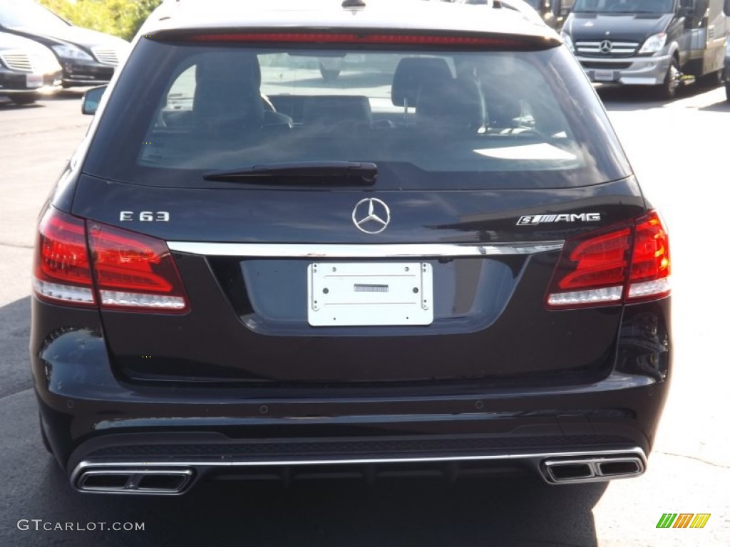 2014 E 63 AMG Wagon - Obsidian Black Metallic / Black photo #4