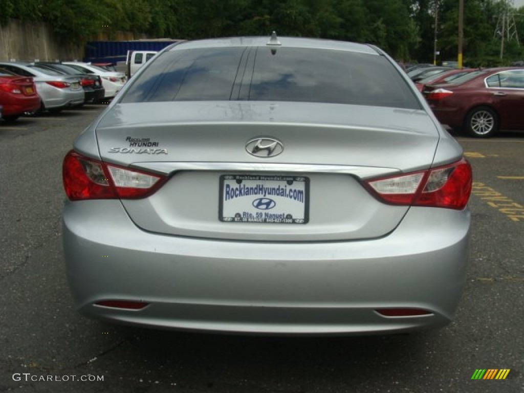 2011 Sonata GLS - Radiant Silver / Gray photo #5