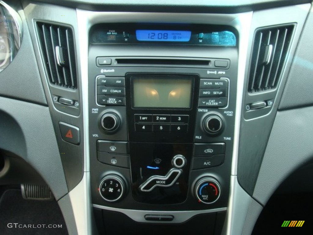 2011 Sonata GLS - Radiant Silver / Gray photo #17