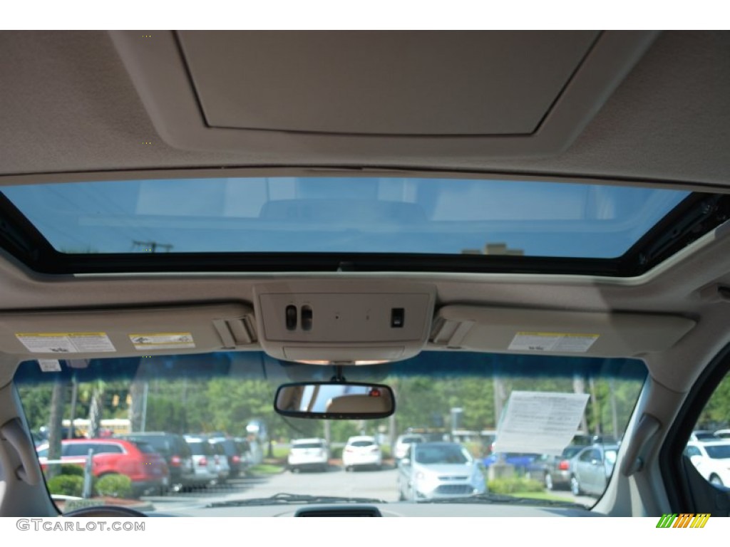 2012 Titan SL Crew Cab 4x4 - Blizzard White / Almond photo #20