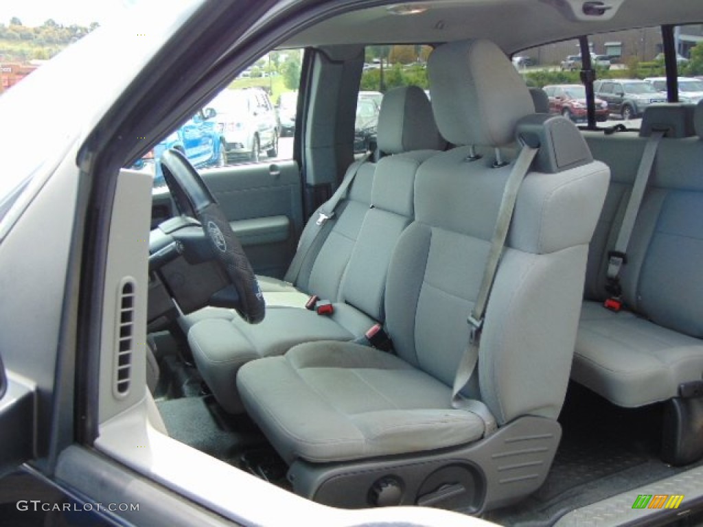 2005 Ford F150 STX SuperCab 4x4 Front Seat Photo #96566610