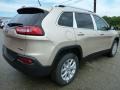 Cashmere Pearl - Cherokee Latitude 4x4 Photo No. 4