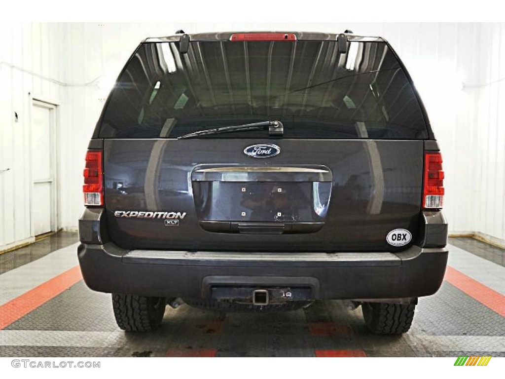 2005 Expedition XLT 4x4 - Dark Stone Metallic / Medium Parchment photo #6