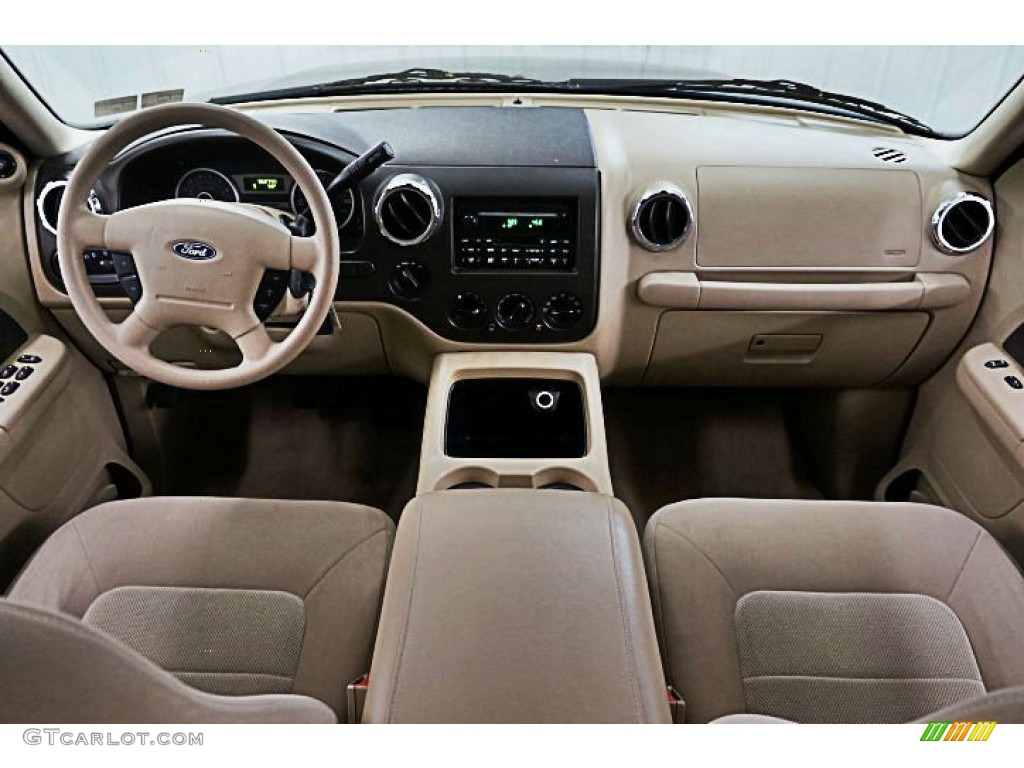 2005 Ford Expedition XLT 4x4 Interior Color Photos