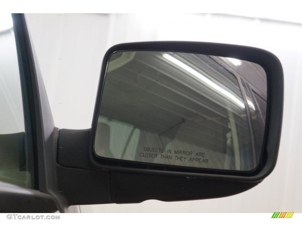 2005 Expedition XLT 4x4 - Dark Stone Metallic / Medium Parchment photo #51