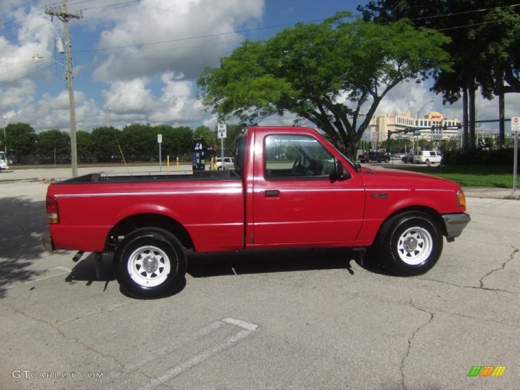 1997 Ranger XLT Regular Cab - Toreador Red Metallic / Medium Graphite photo #5
