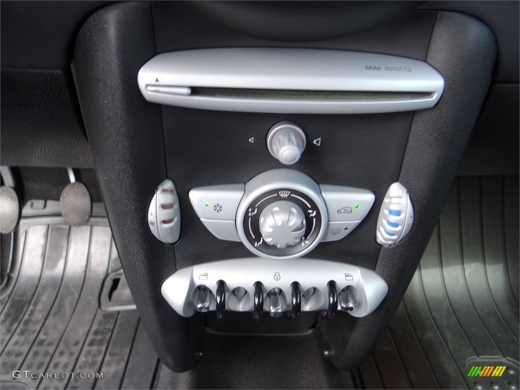 2008 Cooper Hardtop - Astro Black Metallic / Panther Black photo #22