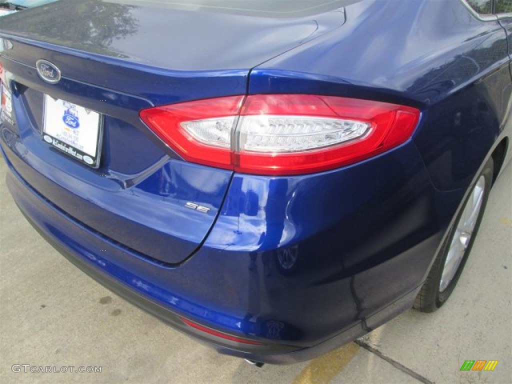 2015 Fusion SE - Deep Impact Blue Metallic / Dune photo #6