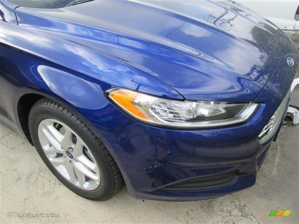 2015 Fusion SE - Deep Impact Blue Metallic / Dune photo #19