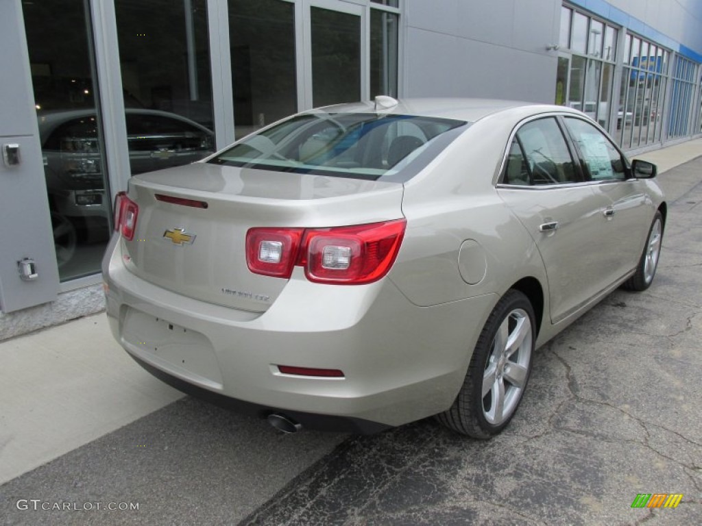 2015 Malibu LTZ - Champagne Silver Metallic / Cocoa/Light Neutral photo #4