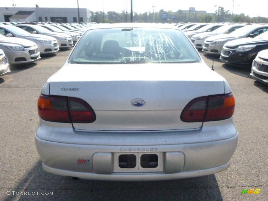 2005 Classic  - Galaxy Silver Metallic / Gray photo #3