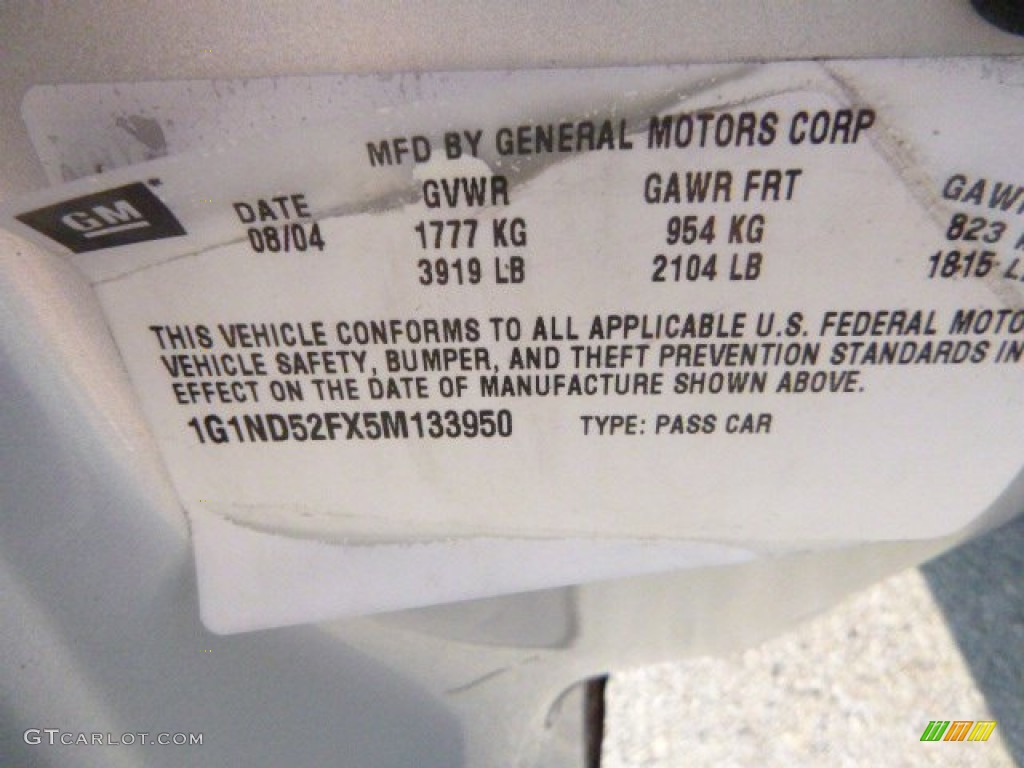 2005 Classic  - Galaxy Silver Metallic / Gray photo #14