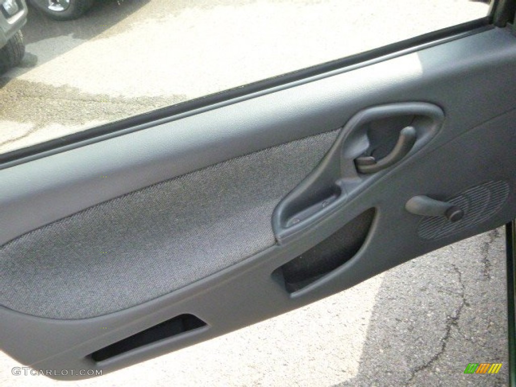 2000 Cavalier Coupe - Dark Colorado Green Metallic / Graphite photo #10