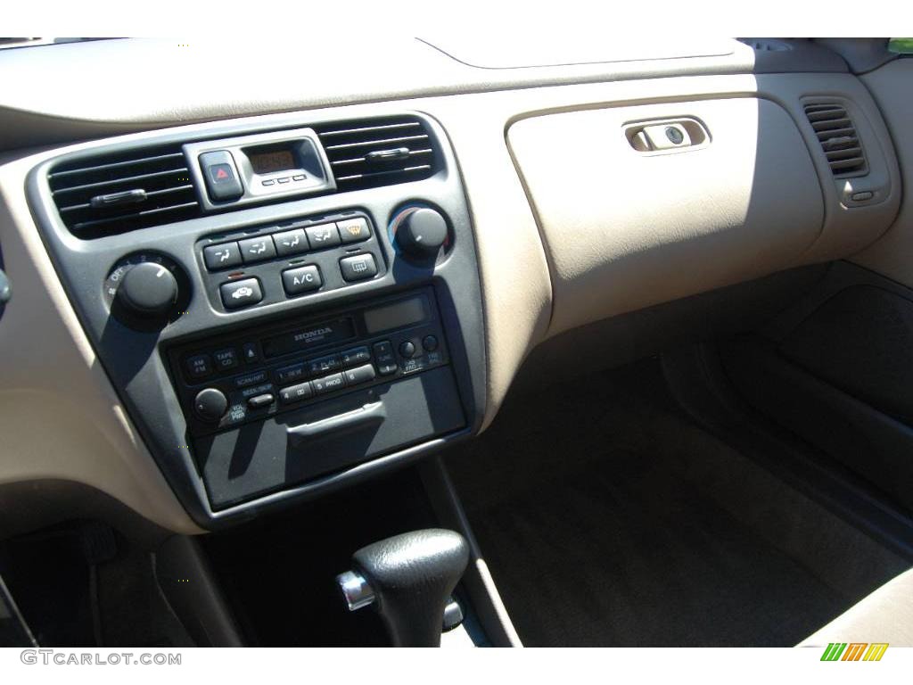 1998 Accord LX Sedan - Heather Mist Metallic / Ivory photo #18