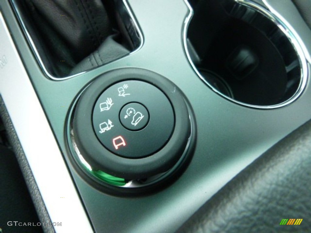 2015 Ford Explorer Sport 4WD Controls Photos