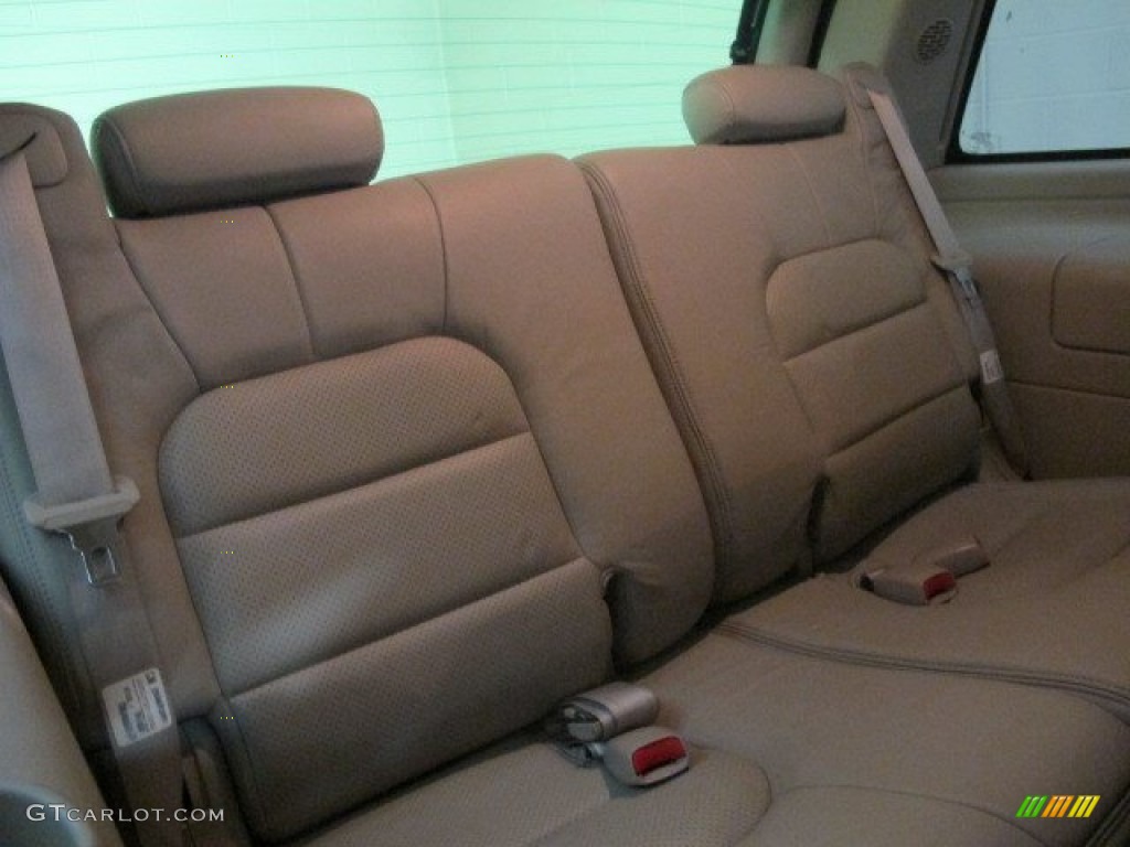 2002 Escalade AWD - Silver Sand / Shale photo #22