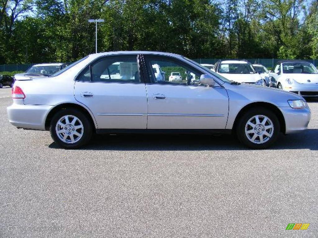 2002 Accord SE Sedan - Satin Silver Metallic / Quartz Gray photo #6