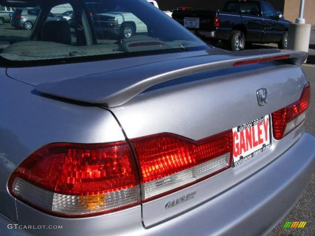 2002 Accord SE Sedan - Satin Silver Metallic / Quartz Gray photo #22