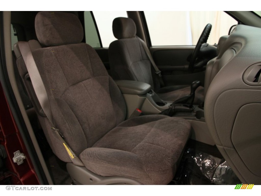 2004 TrailBlazer LS - Medium Red Metallic / Medium Pewter photo #10