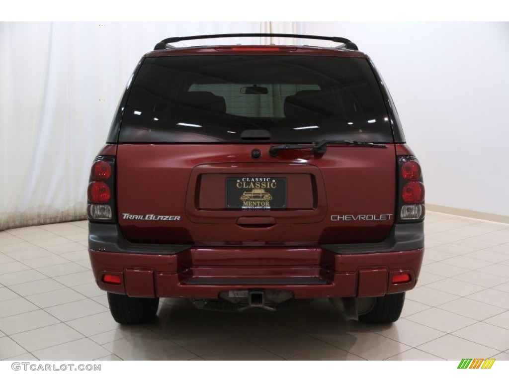 2004 TrailBlazer LS - Medium Red Metallic / Medium Pewter photo #13