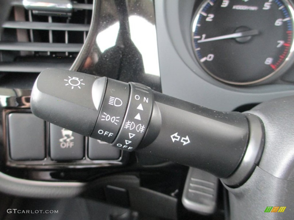 2015 Mitsubishi Outlander SE S-AWC Controls Photo #96627617