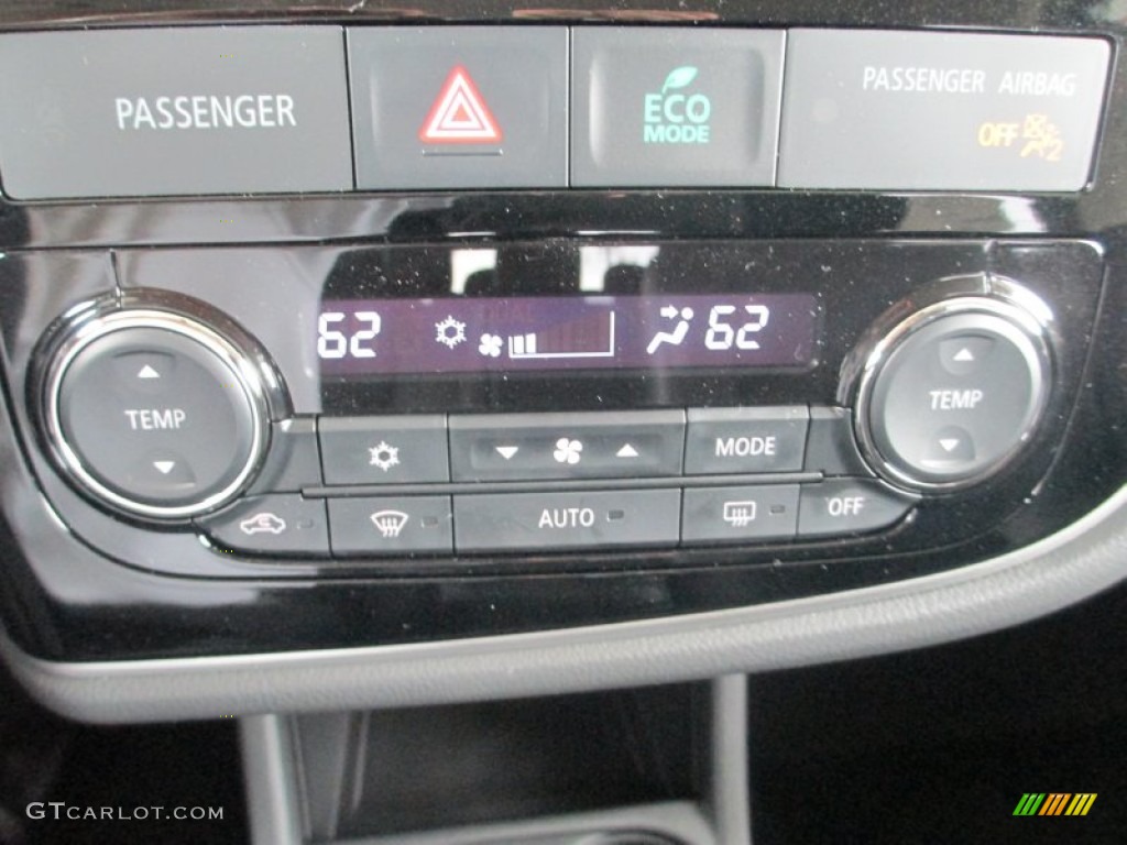 2015 Outlander SE S-AWC - Cosmic Blue / Black photo #29