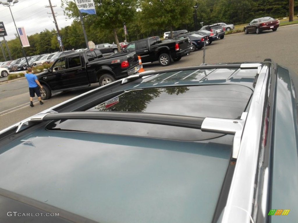 2010 Enclave CXL AWD - Silver Green Metallic / Ebony/Ebony photo #13