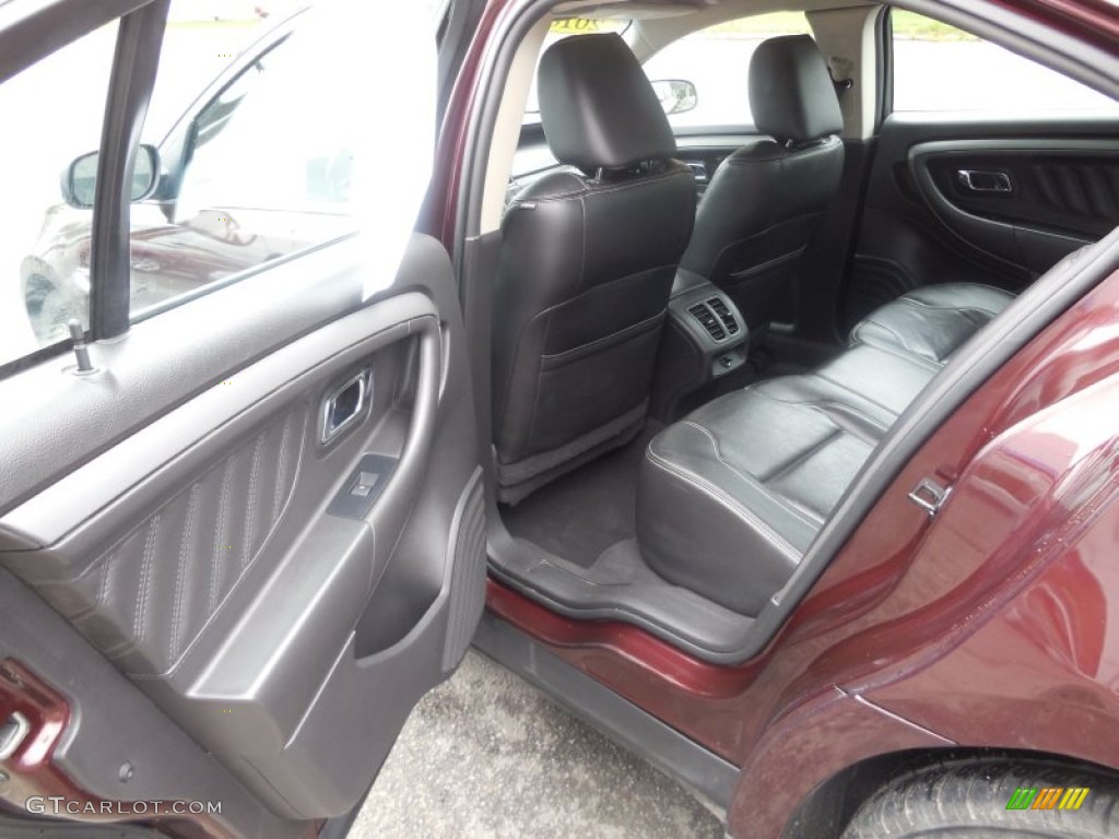 2010 Taurus SEL - Cinnamon Red Metallic / Charcoal Black photo #37