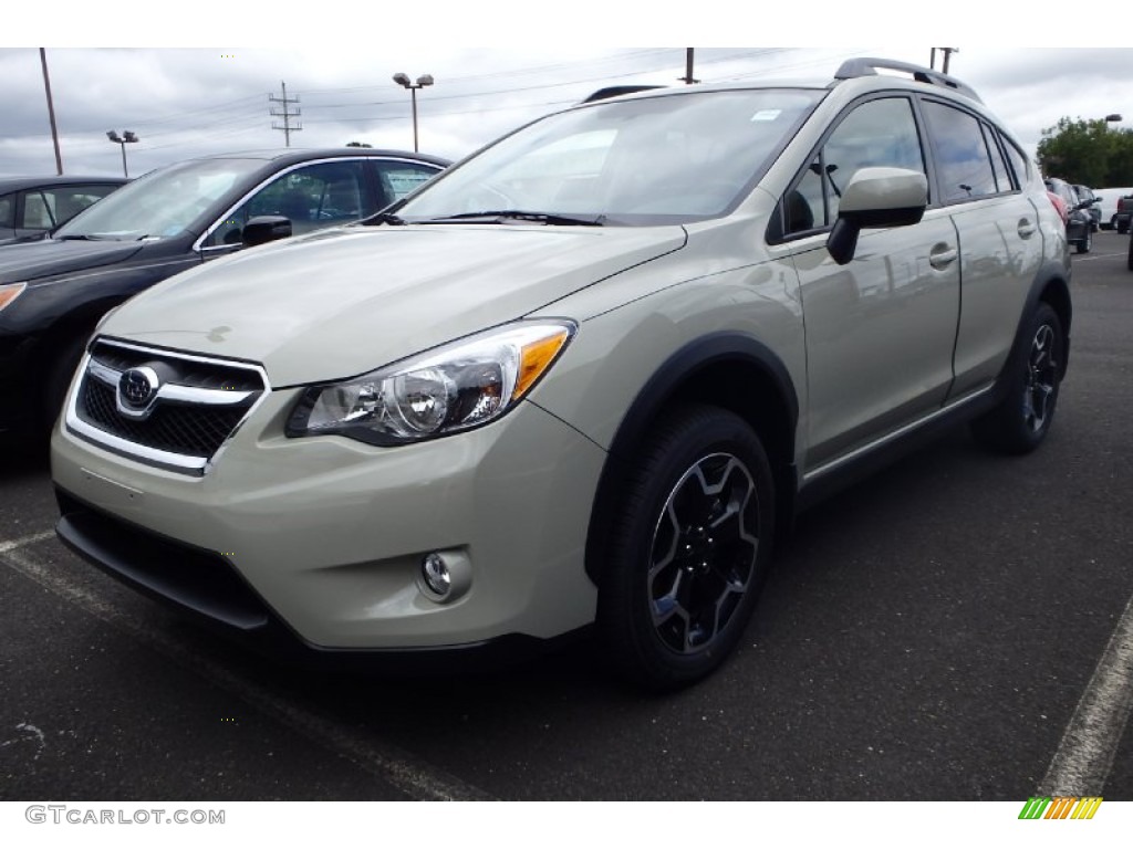 2014 XV Crosstrek 2.0i Premium - Desert Khaki / Black photo #1