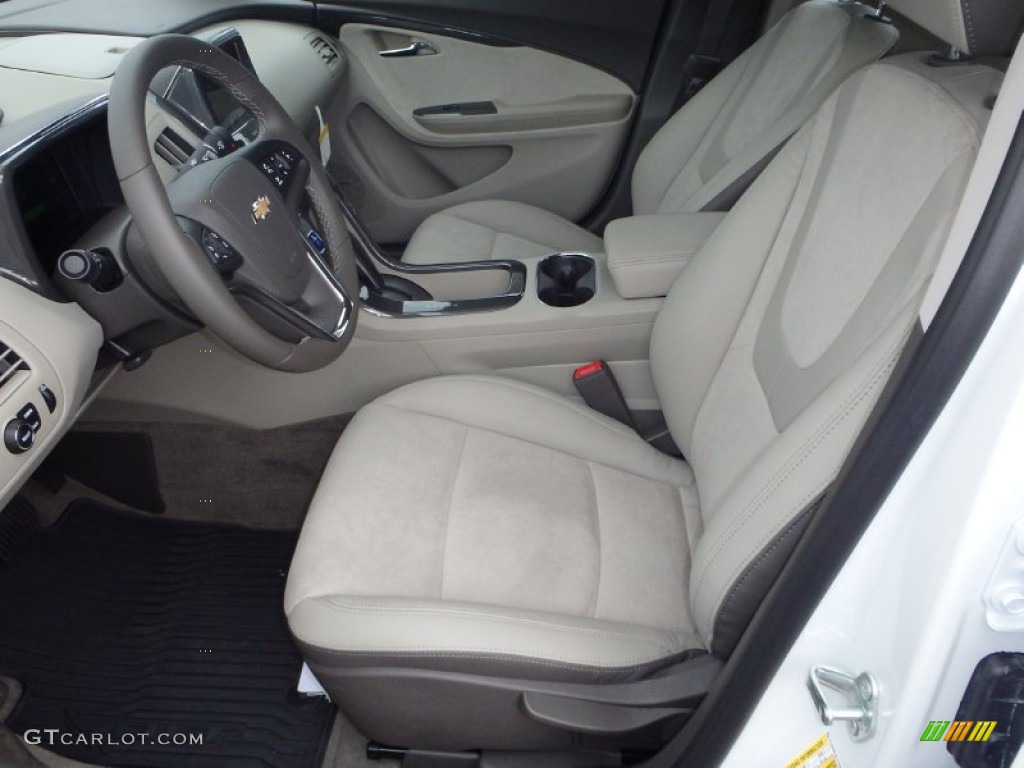 Pebble Beige/Dark Accents Interior 2015 Chevrolet Volt Standard Volt Model Photo #96646609