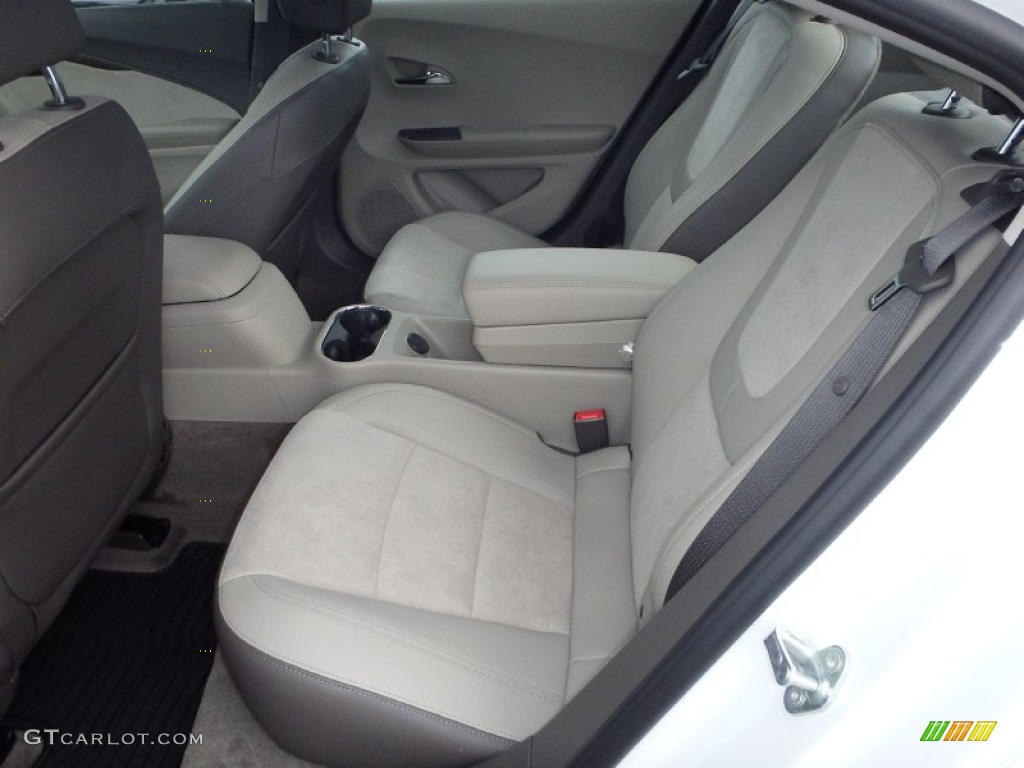 2015 Chevrolet Volt Standard Volt Model Rear Seat Photo #96646626
