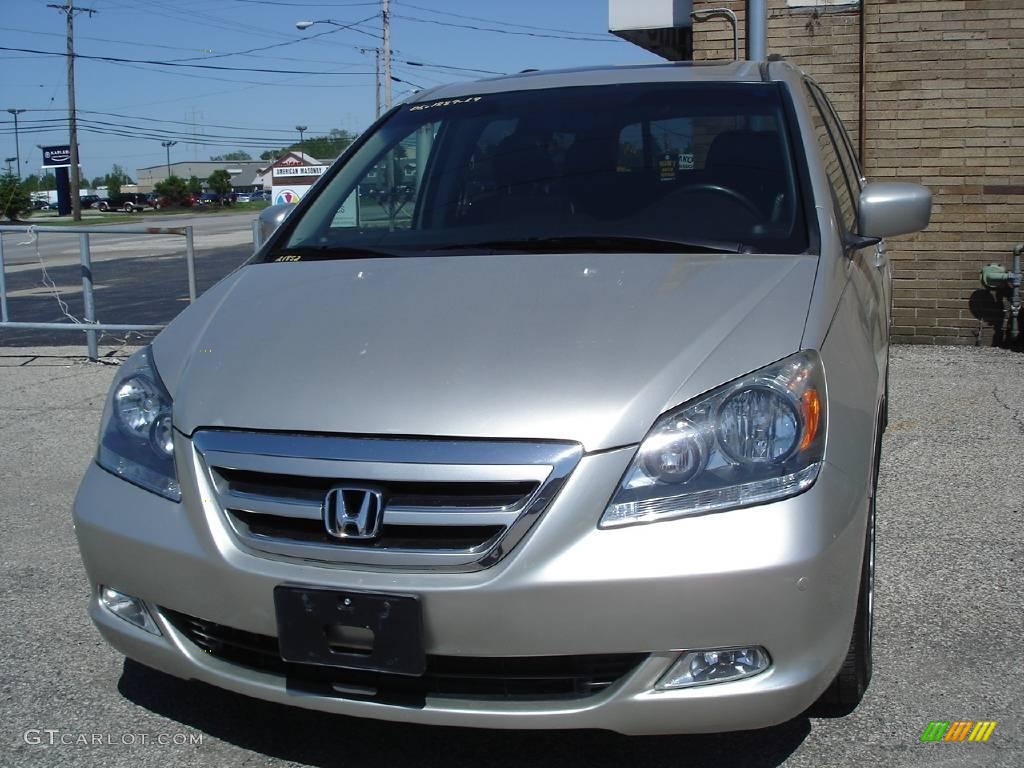 2005 Odyssey Touring - Silver Pearl Metallic / Black photo #2