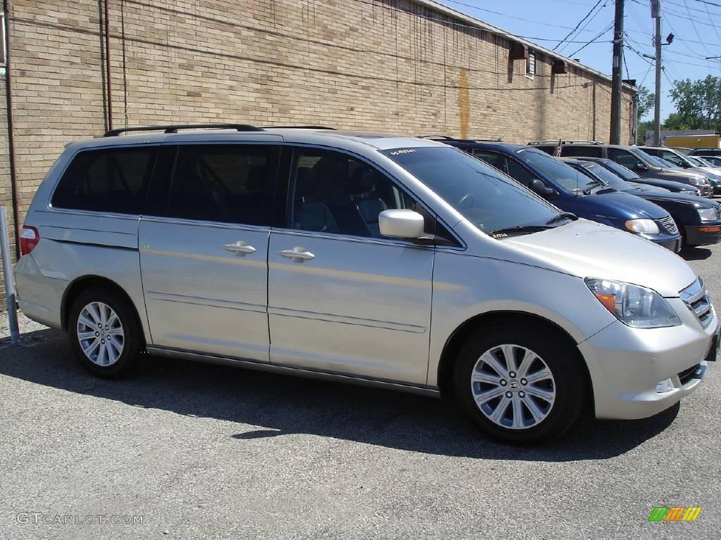 2005 Odyssey Touring - Silver Pearl Metallic / Black photo #3