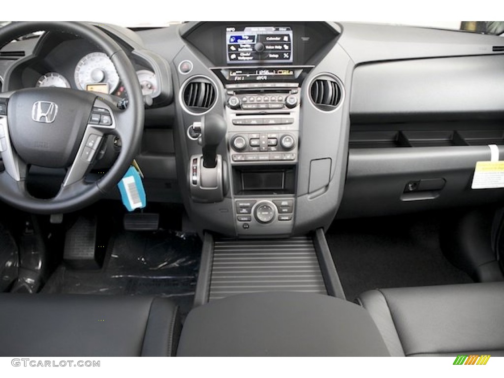 2015 Pilot Touring 4WD - Crystal Black Pearl / Black photo #14