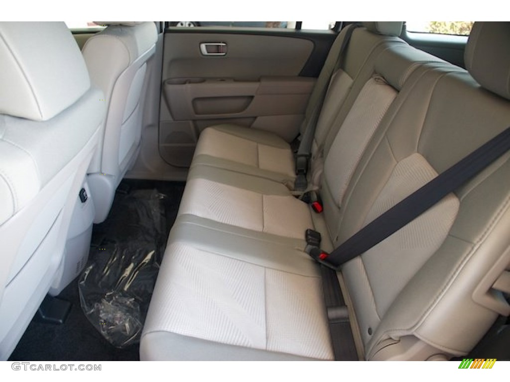 2015 Pilot LX 4WD - Alabaster Silver Metallic / Gray photo #12