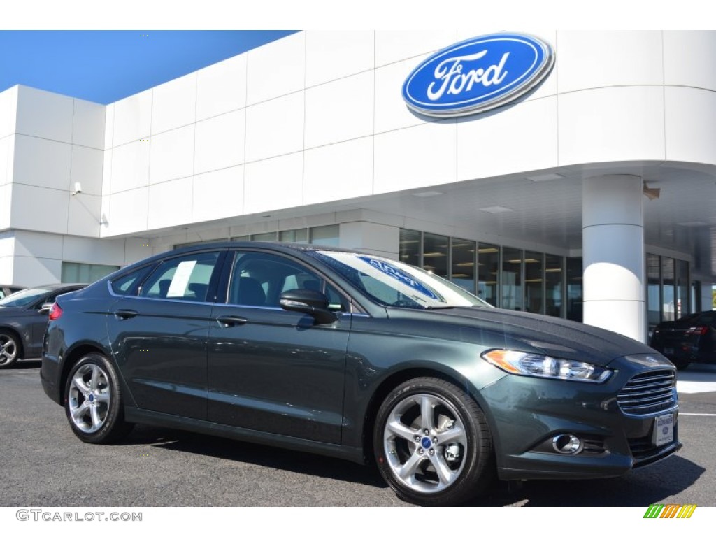 2015 Fusion SE - Guard Metallic / Charcoal Black photo #1