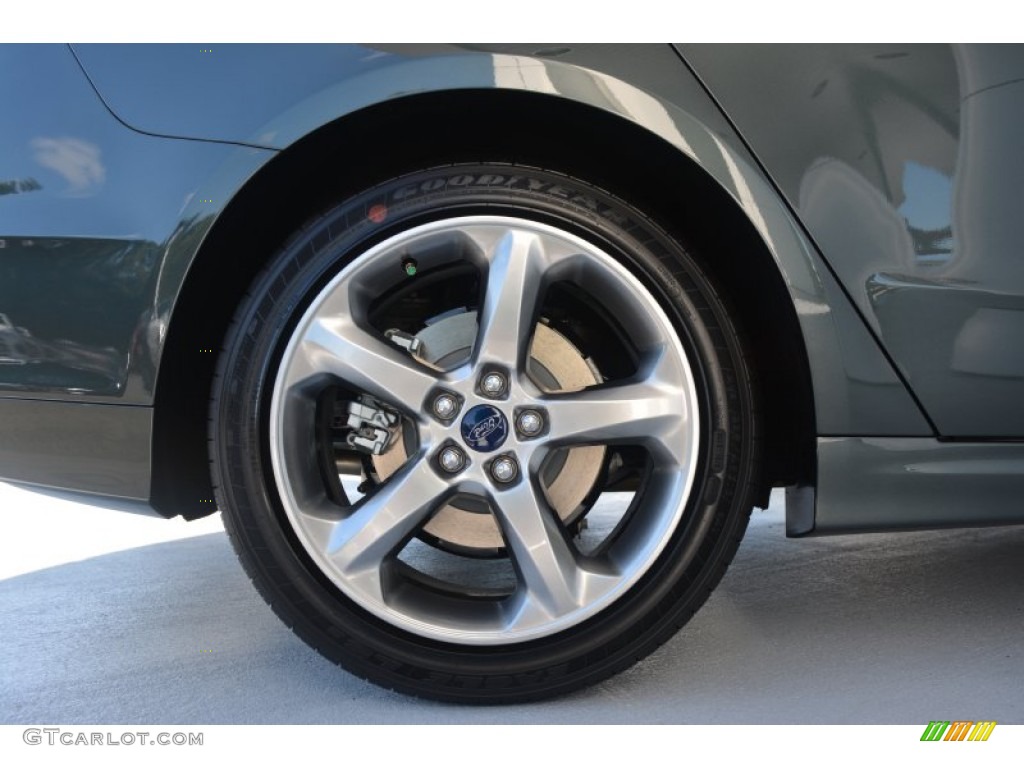 2015 Fusion SE - Guard Metallic / Charcoal Black photo #10