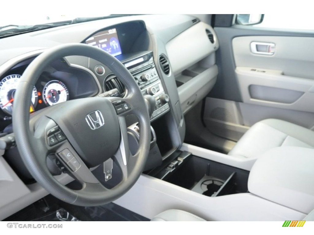 2015 Pilot LX - Modern Steel Metallic / Gray photo #10