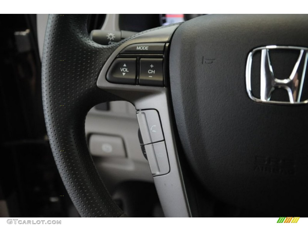 2015 Pilot LX - Modern Steel Metallic / Gray photo #16