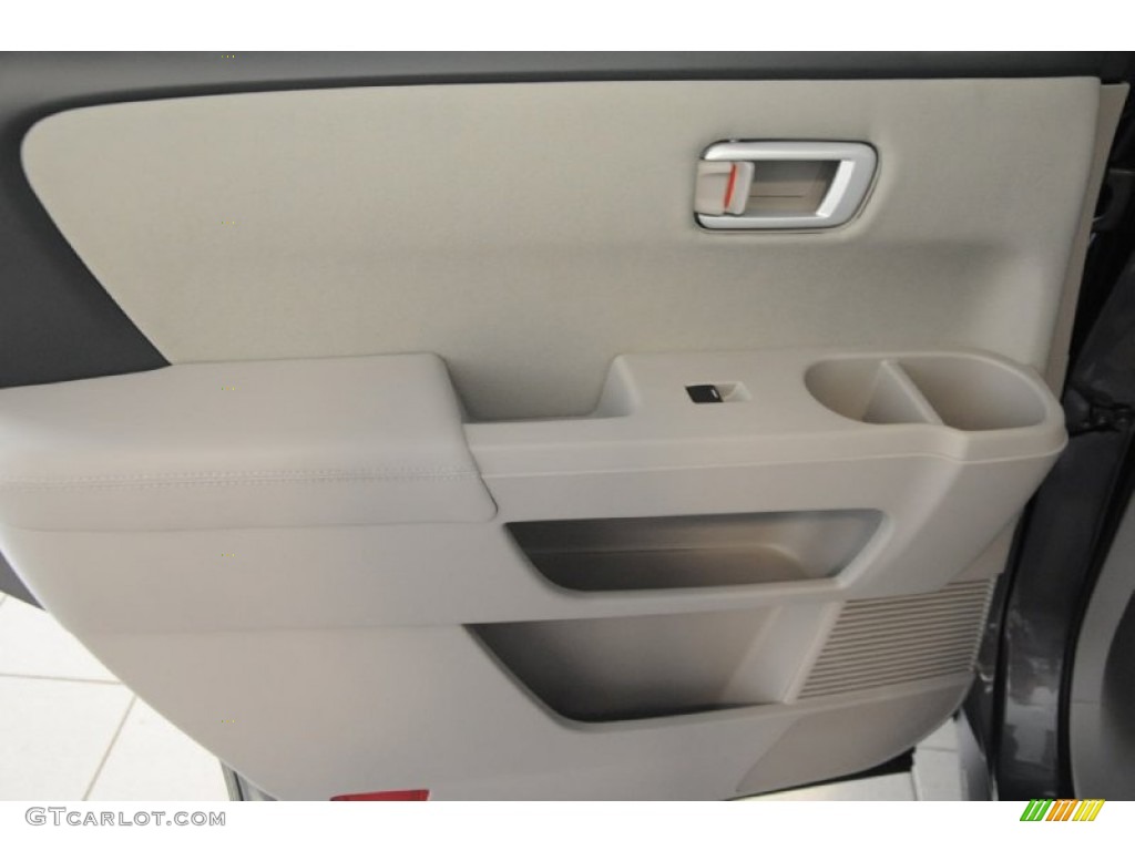 2015 Pilot LX - Modern Steel Metallic / Gray photo #18