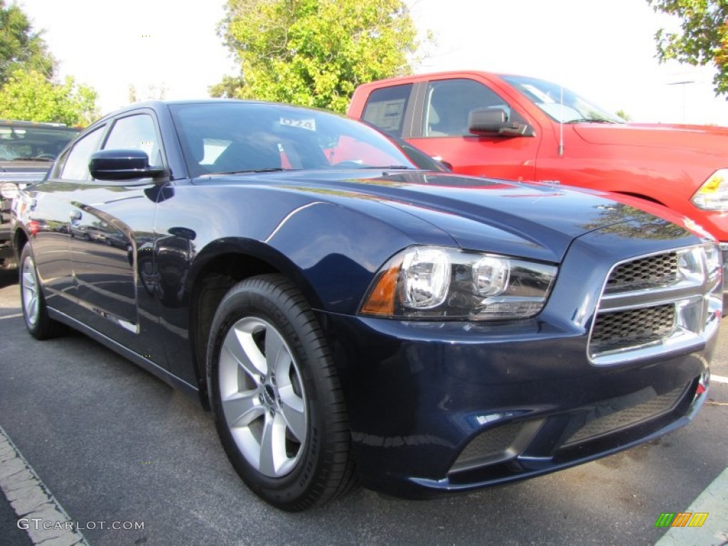2014 Charger SE - Jazz Blue Pearl / Black photo #4