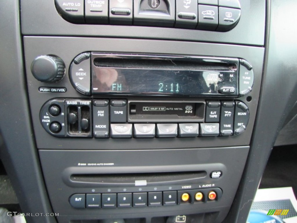 2004 Pacifica AWD - Butane Blue Pearl / Dark Slate Gray photo #37