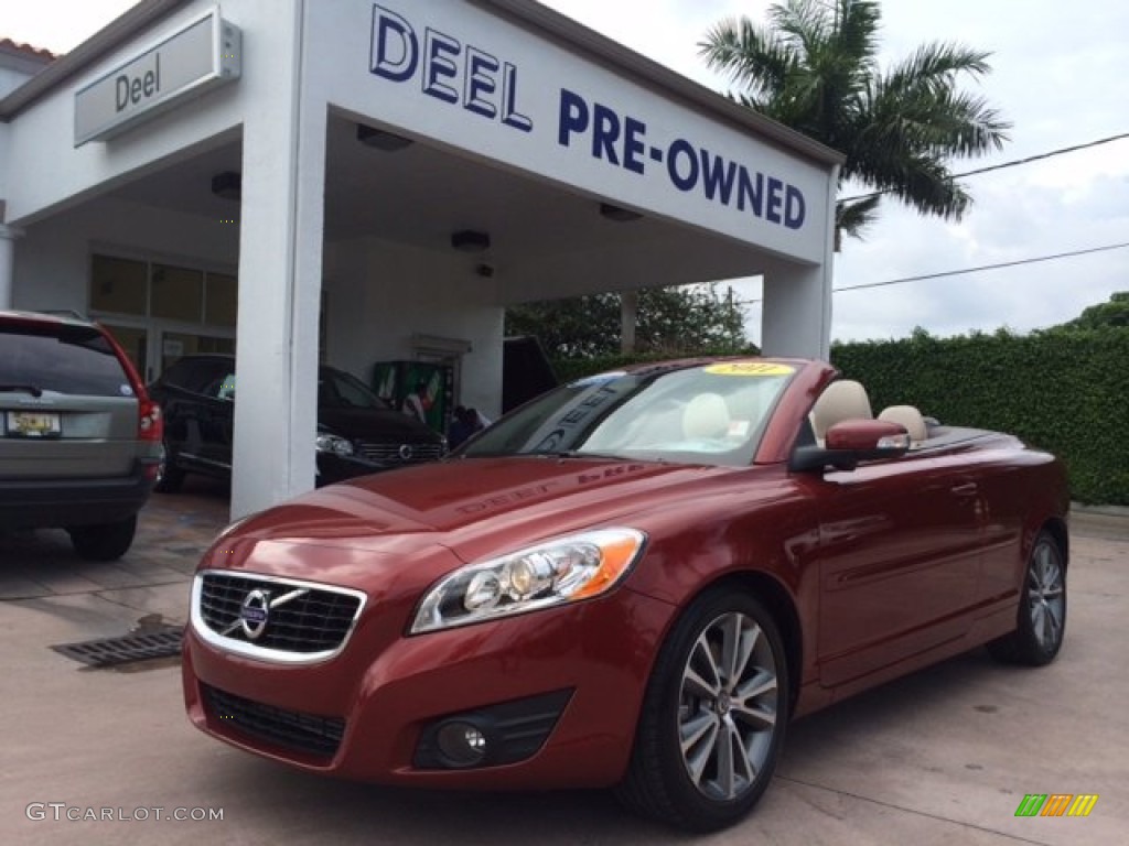 Flamenco Red Metallic Volvo C70