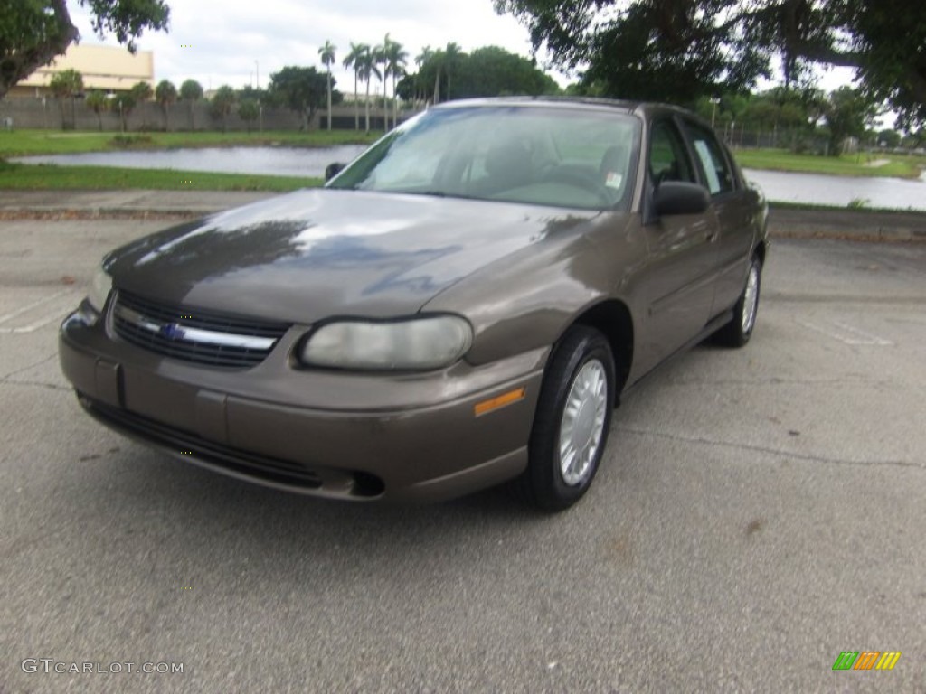2001 Malibu Sedan - Medium Bronzemist Metallic / Gray photo #1